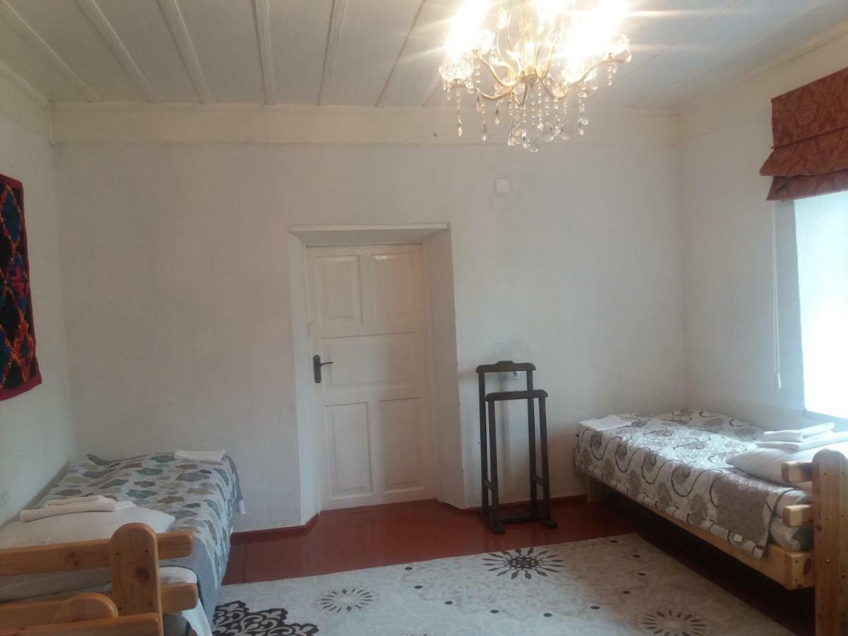 Macedon Guest House Barskoon Экстерьер фото