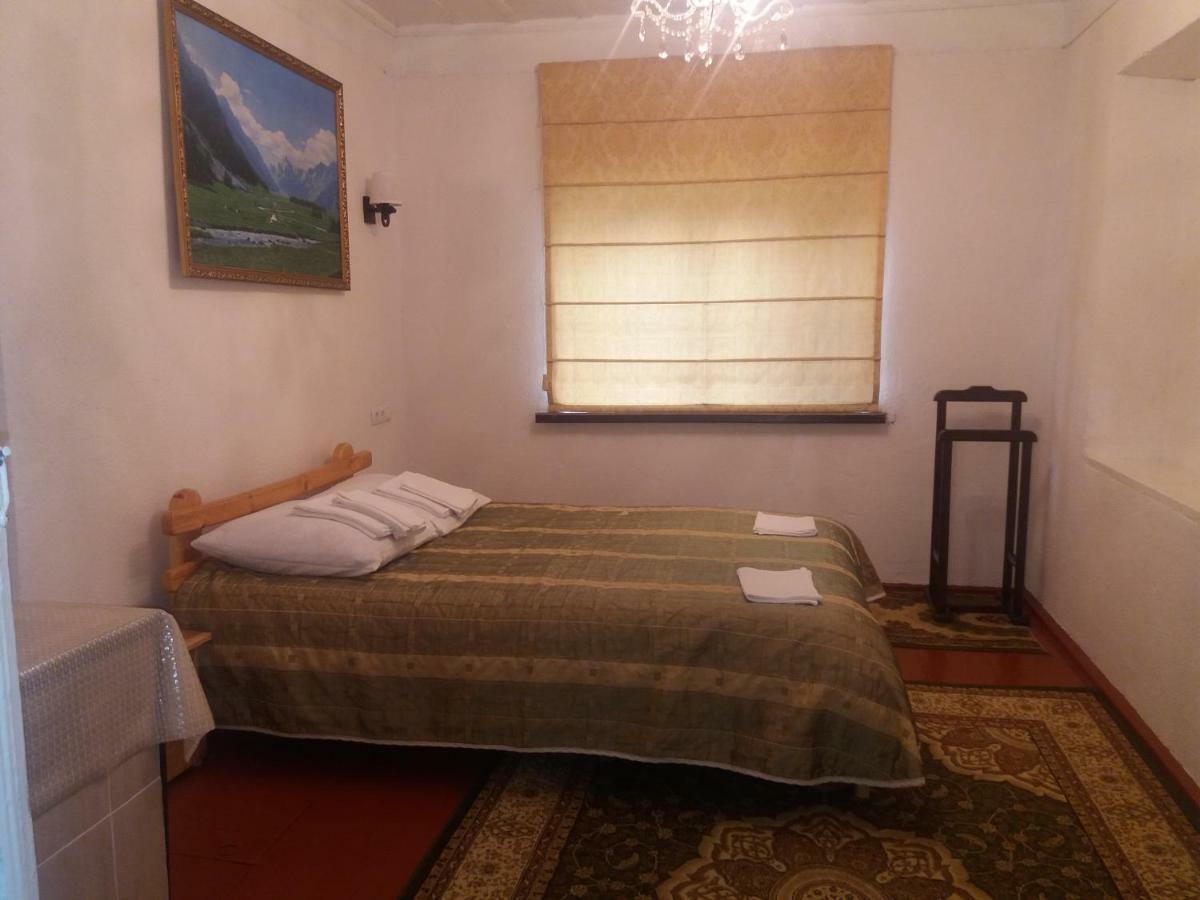 Macedon Guest House Barskoon Экстерьер фото